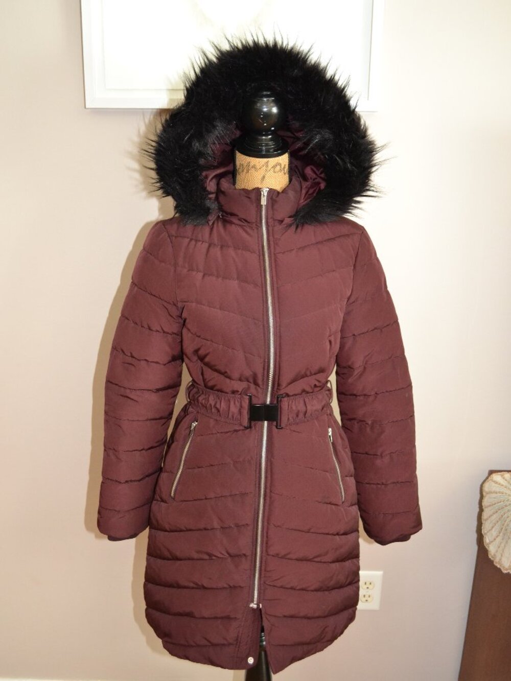 Express Maroon Belted Long Puffer Coat w Detachable Faux Fur Hood sz Small - Picture 2 of 13